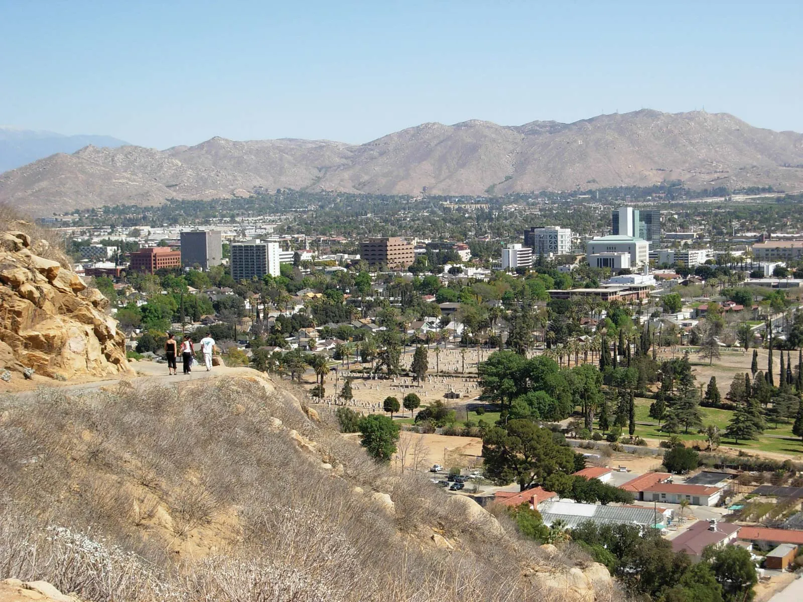 Commercial roofing in Corona, CA